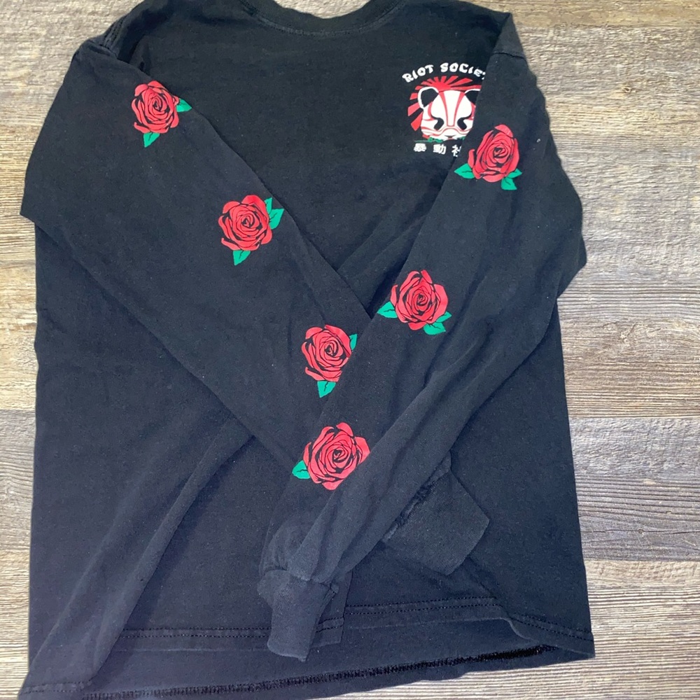 black long sleeve riot society shirt